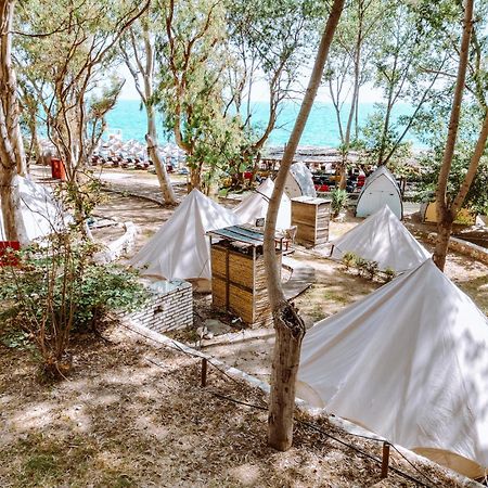 Burano Camping Beach-Bar Nea Thesi Екстериор снимка