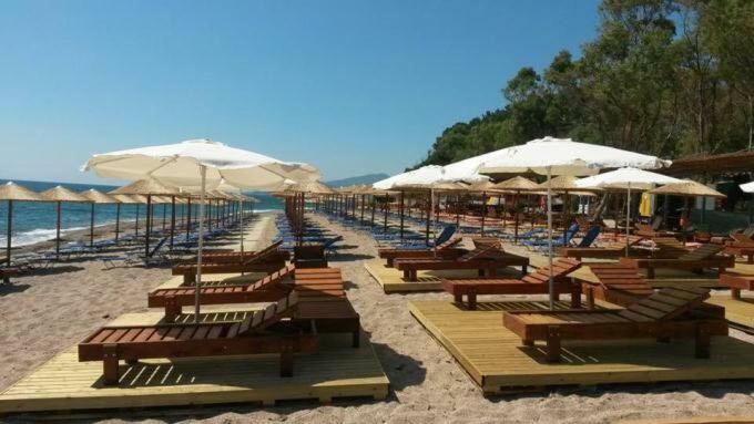 Burano Camping Beach-Bar Nea Thesi Екстериор снимка